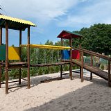 Domek w Jarosławcu, plac zabaw dla dzieci