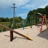 Domek w Jarosławcu, plac zabaw dla dzieci